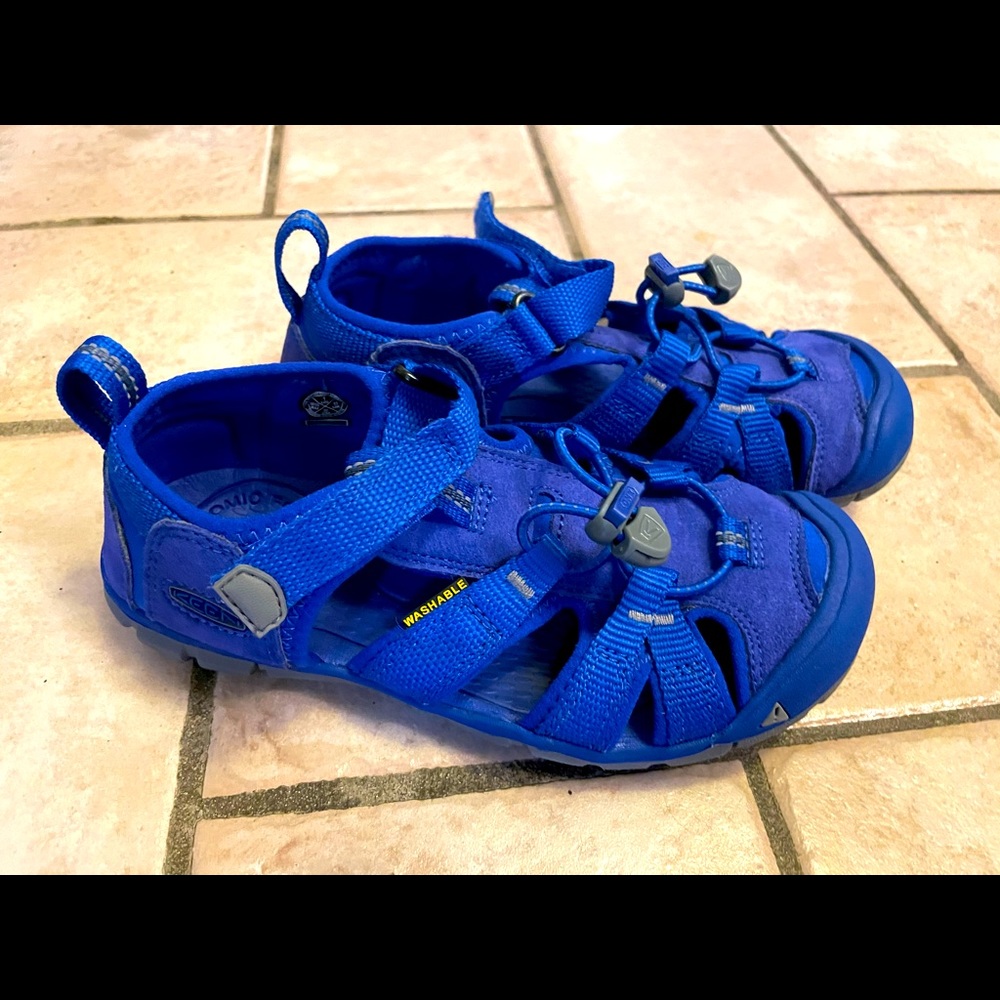 Keens Blue Seacamp Sandals Sz 1